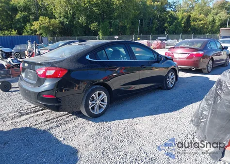 2019 Chevrolet Cruze Lt from USA, damaged, VIN 1G1BE5SM9K7108479